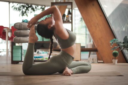 Benefits of Yoga for Beginners and What to Expect in Your First Class