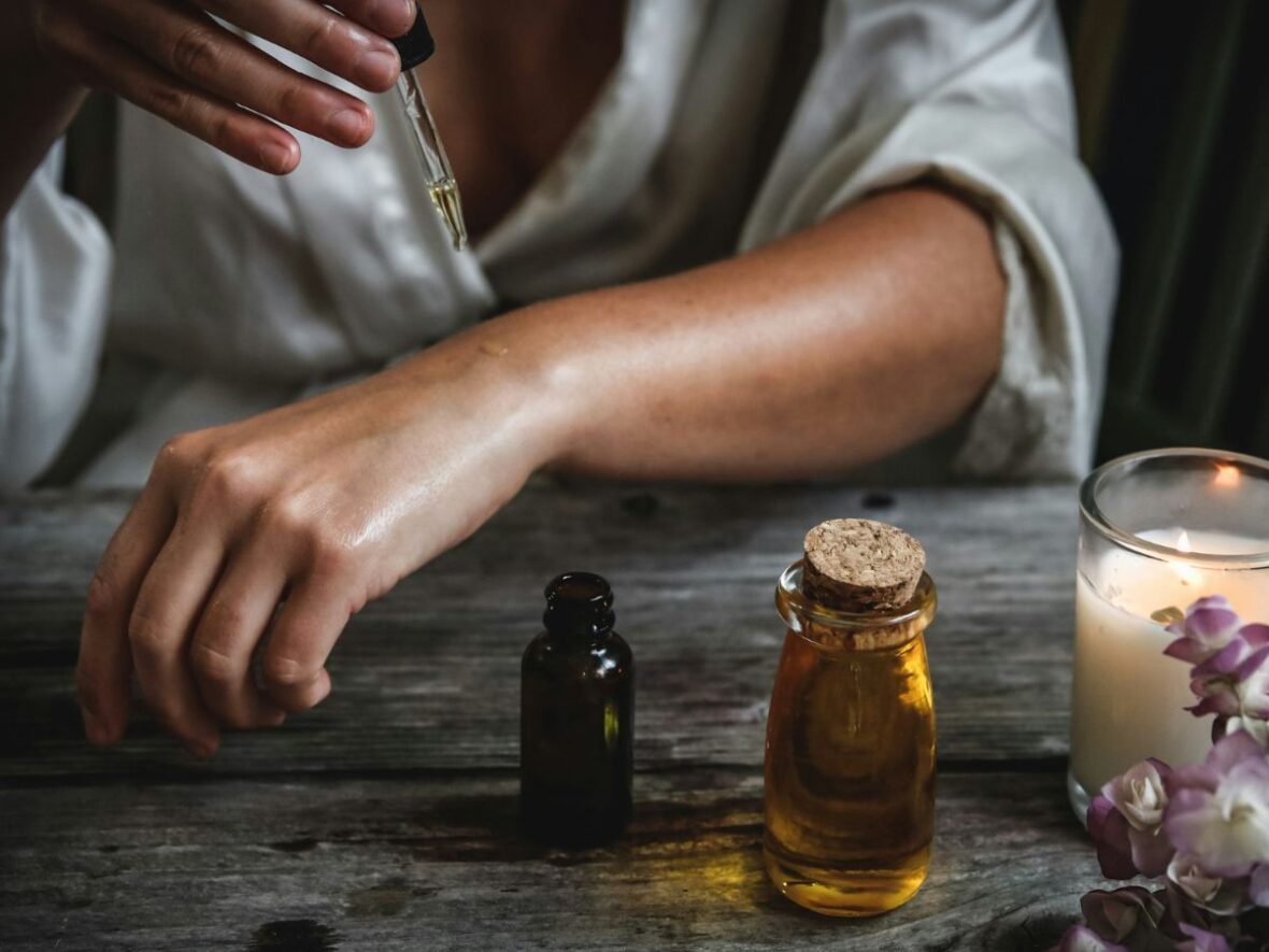 8 Essential Oils for Scars and Wound Healing Unsplash