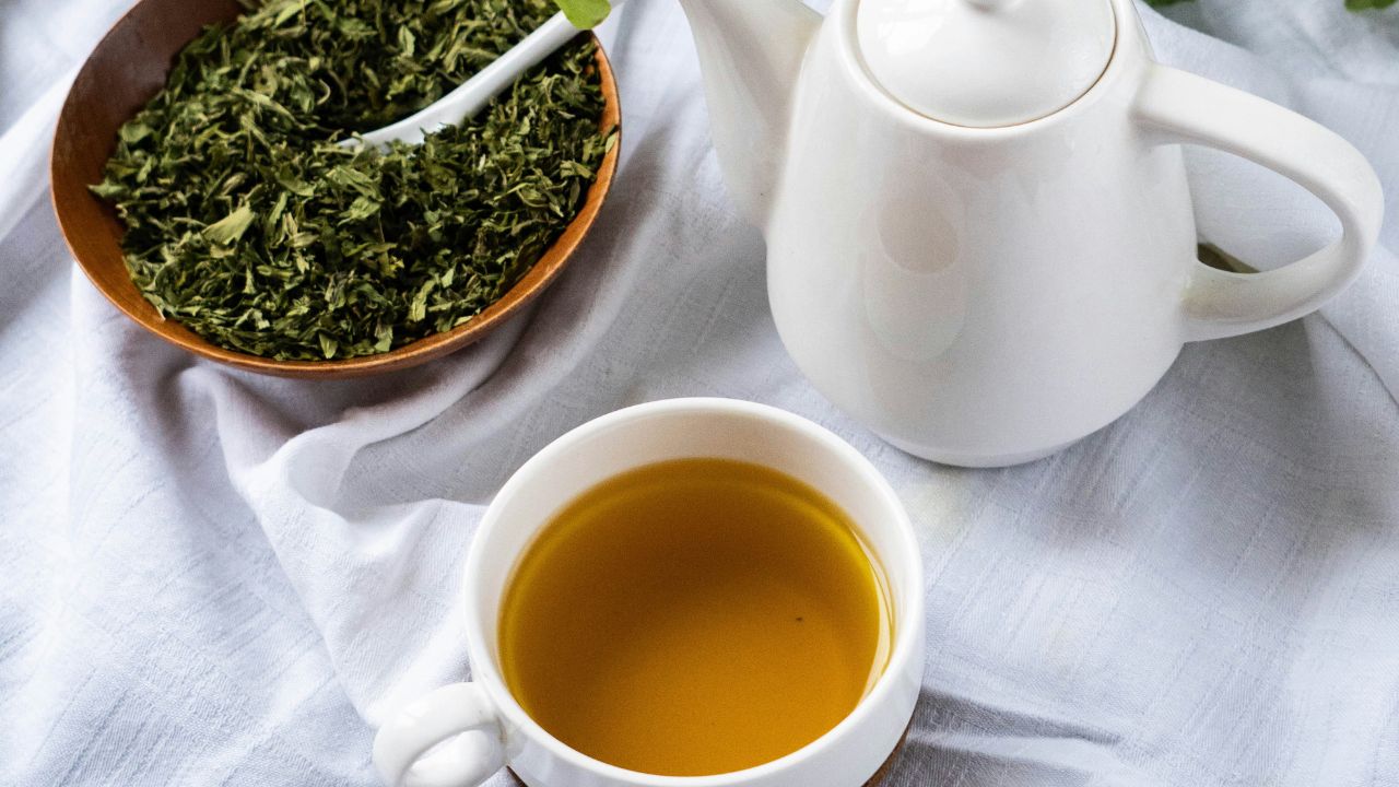 Manages Blood Sugar Green Tea Unsplash