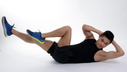 man exercising his abs / lying ab exercises