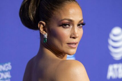 Jennifer Lopez, arrives on the red carpet at the 2020 Palm Springs International Film Festival on January 2, 2020. Jlo172.