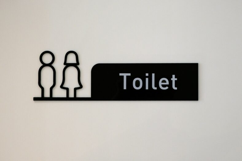 toliet sign